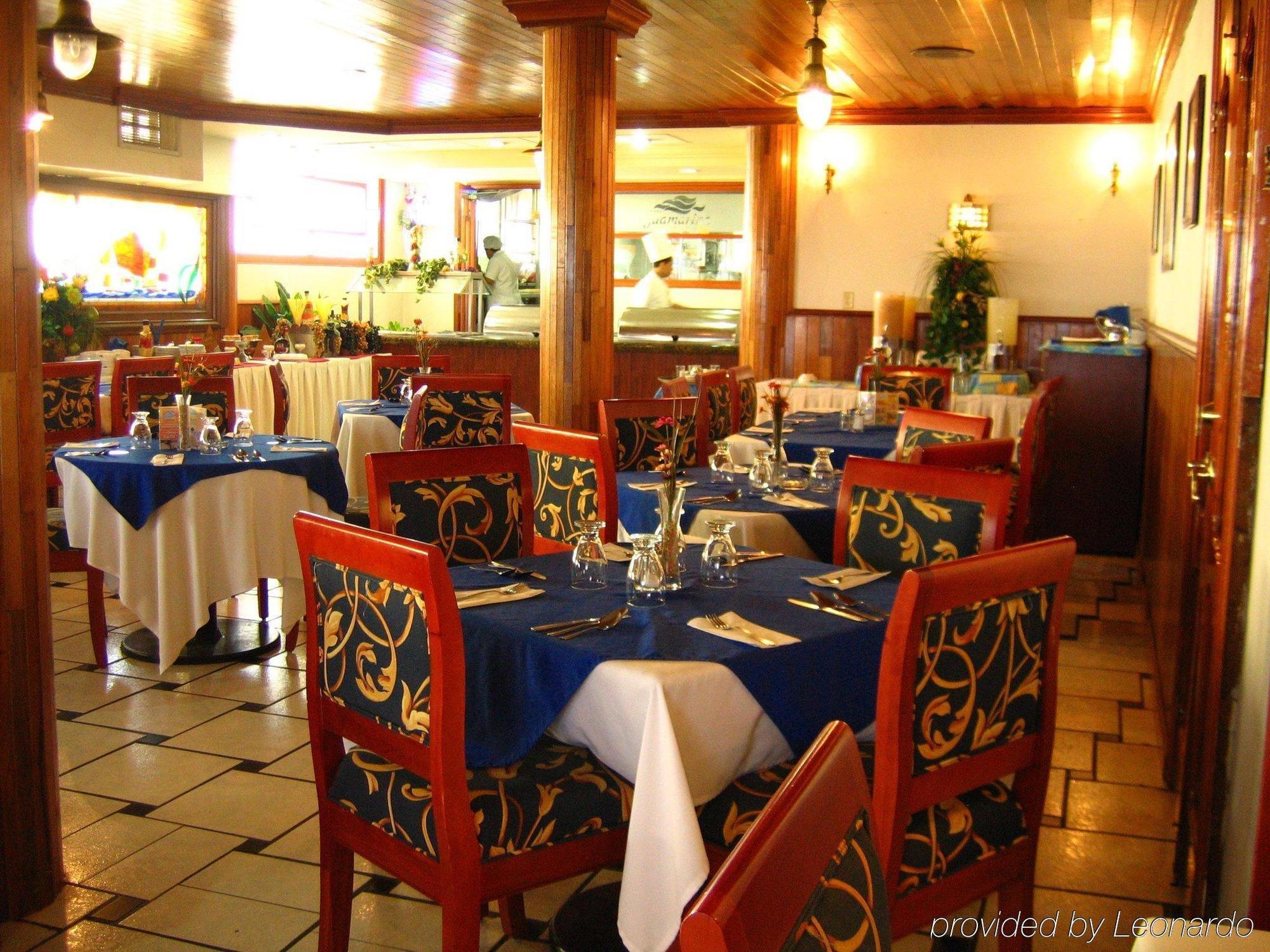 Hotel Aguamarina Mazatlan Restaurant photo